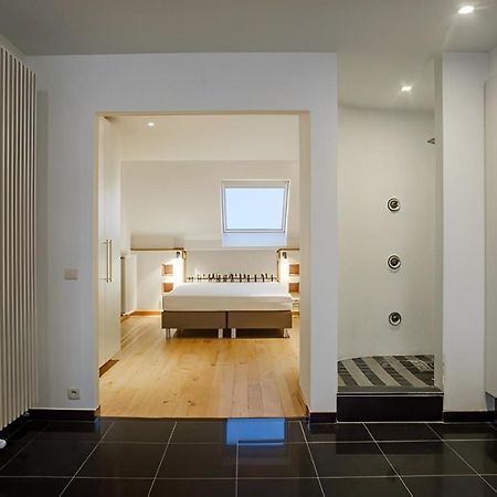 Big And Comfortable Triplex In Knokke 외부 사진
